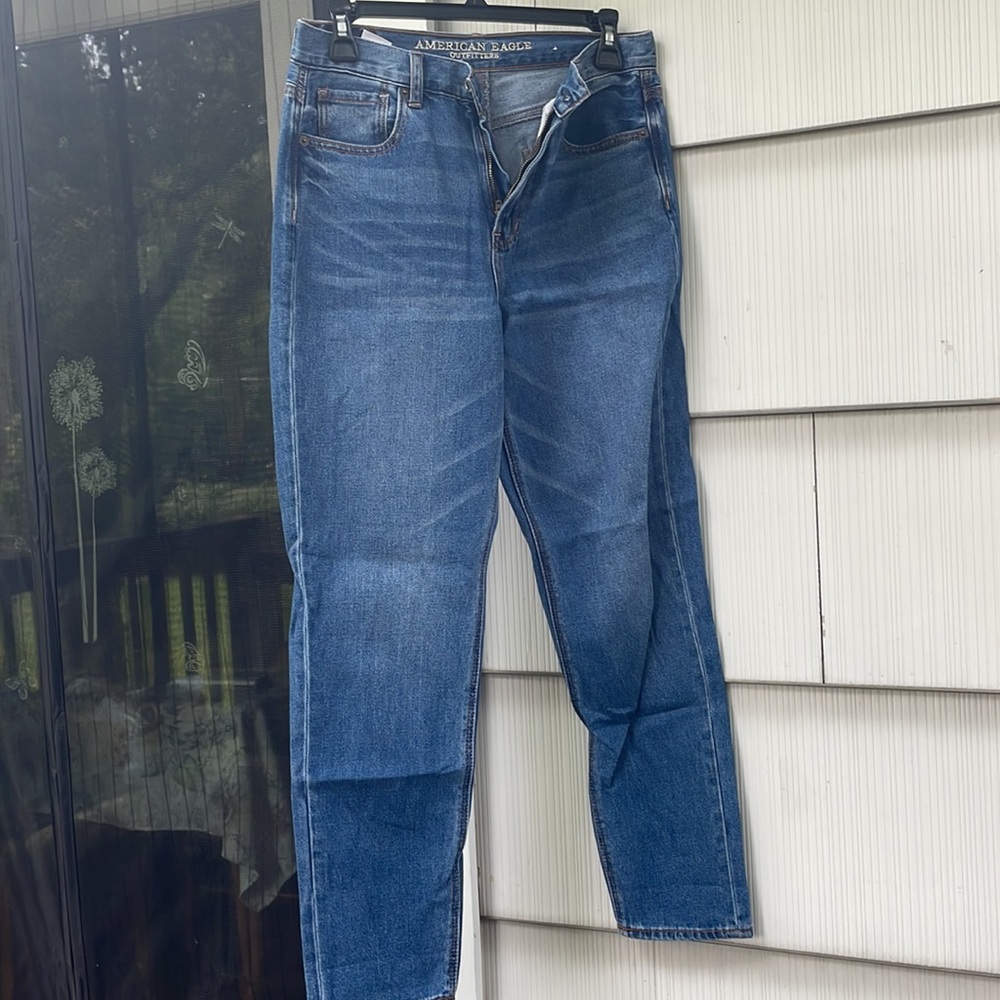American eagle mom Jean